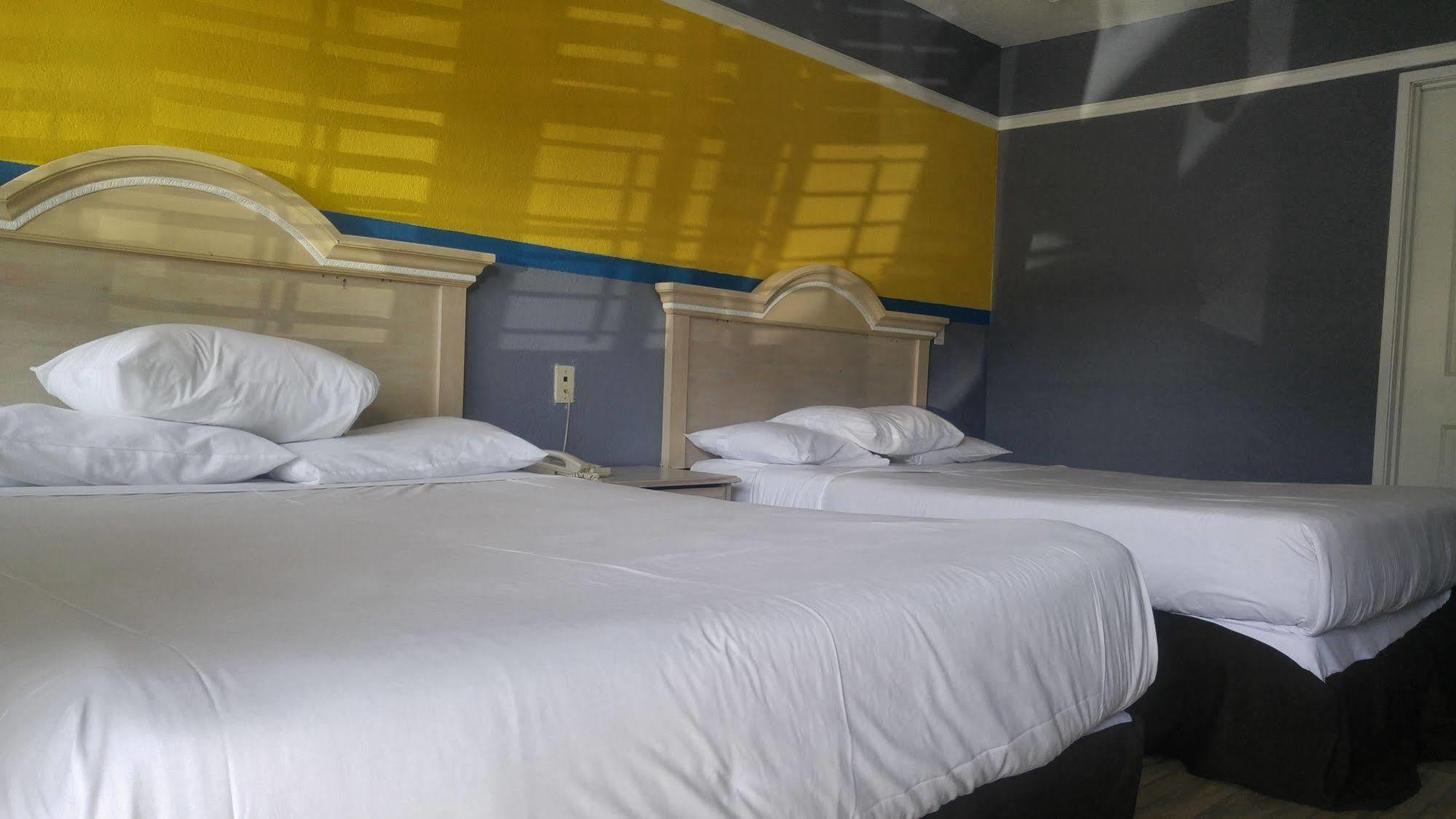 Riviera Motel Anaheim Exterior photo